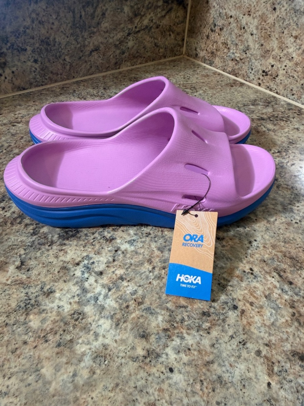 Hoka One One Ora Recovery Slide 3, size 9 new